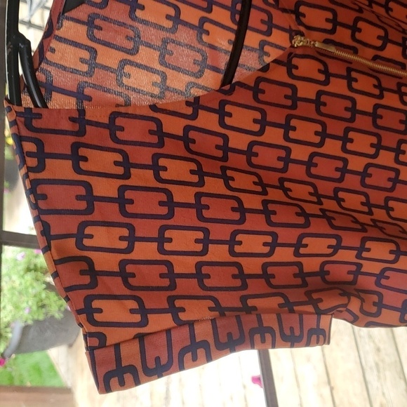 Express Copper Chained Vneck Capped Slv Sz. M Blouse - Picture 3 of 10